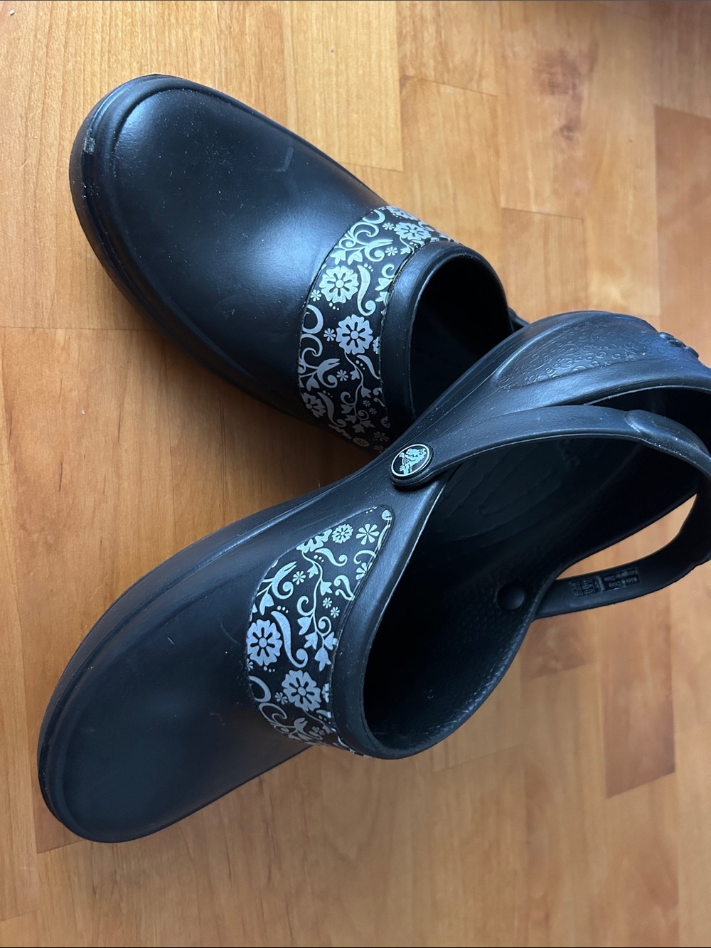 CROCS Black Slip-On Clogs with Floral Band size 10